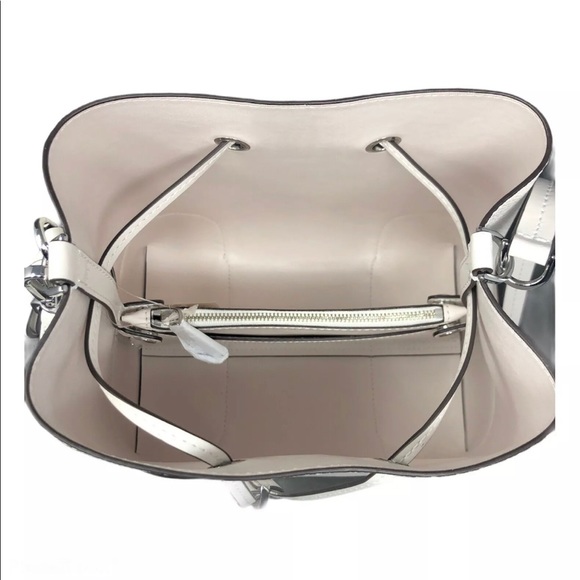 Michael Kors Mercer Gallery Medium Shoulder Bag - Picture 9 of 10